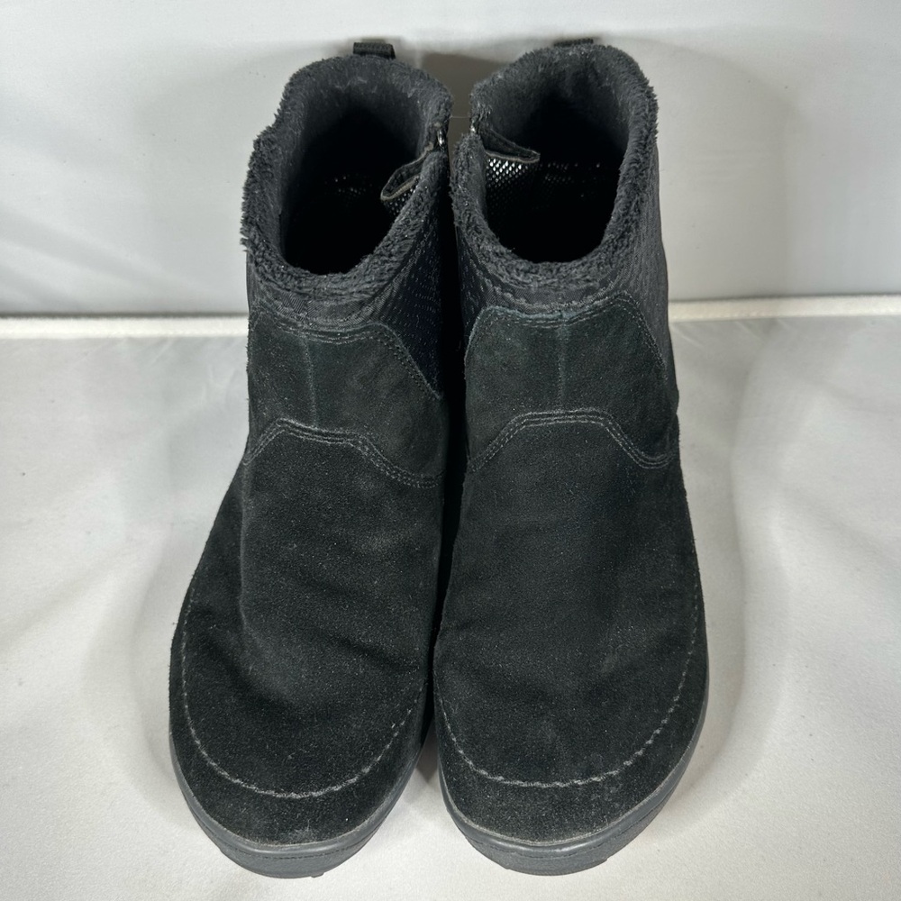 Women’s Columbia Waterproof Black Suede Ankle Boots - Size 9